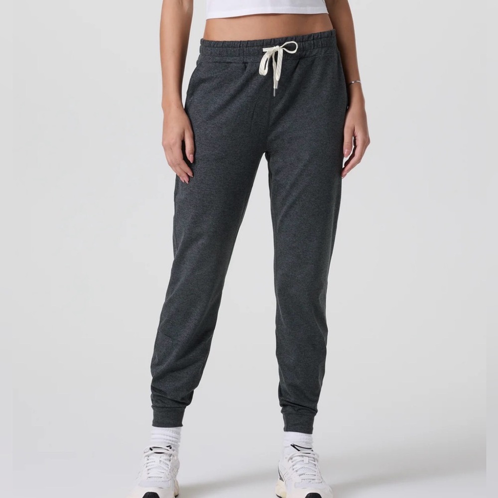 Vuori Performance Joggers